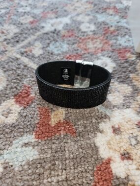 chic Black Sparkle Elastic Magnetic Cuff Watch Bracelet